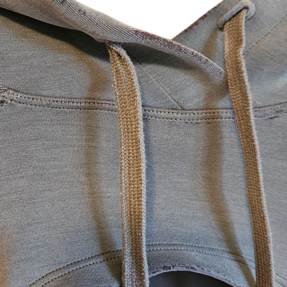 Lululemon Get Centred Crop Hoodie Sweatshirt Grey Sage Women's 4 - Picture 8 of 8